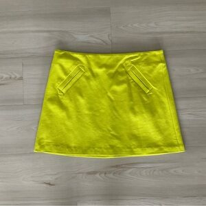 Hot color mini skirt